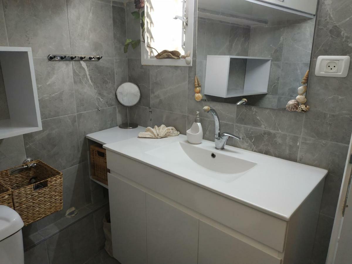 Apartmán Studio Apt Great Location Heart Of Downtown District Haifa Exteriér fotografie